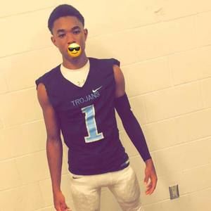 Meet your Posher, Amp